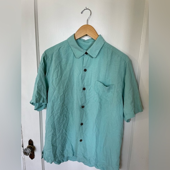 Tommy Bahama Other - Tommy Bahama camo shirt 100% silk vintage